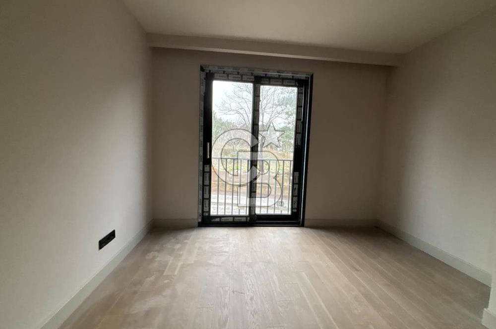 Üsküdar Ala Çamlica 2 Satilik 4+1/ 3 Banyolu Site içinde Daire