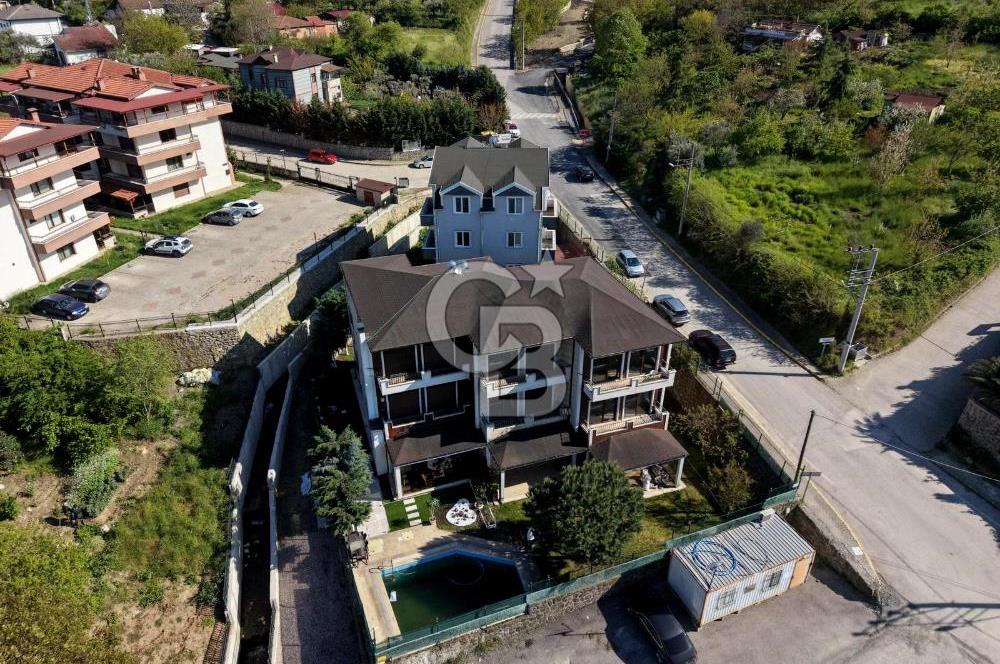 CB ENVOY Gölcük Saraylı'da Deniz Manzaralı 5+1 Tripleks Villa