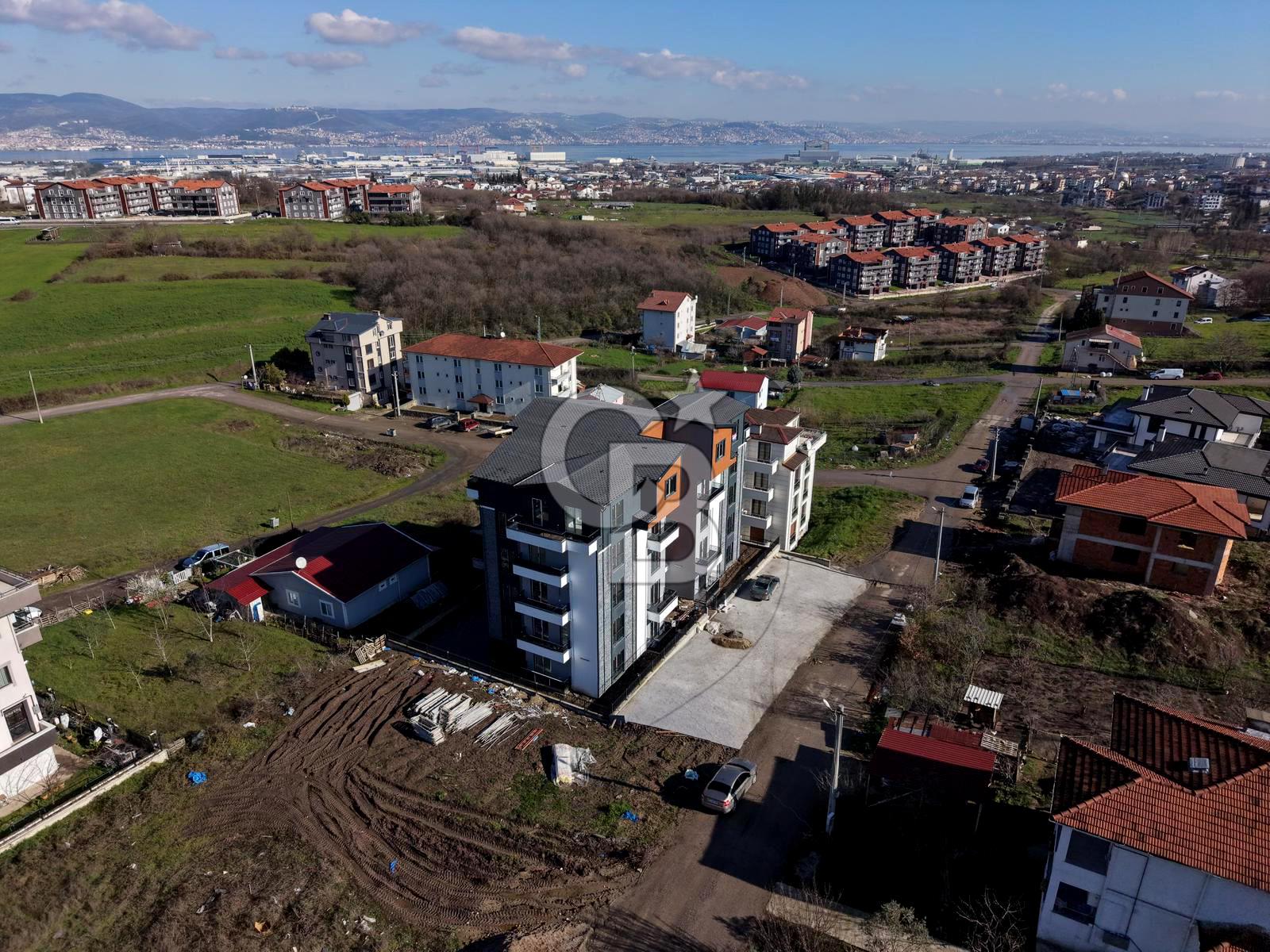 Gölcük Hisareyin'de Deniz Manzaralı 3+1 Çatı Dubleks