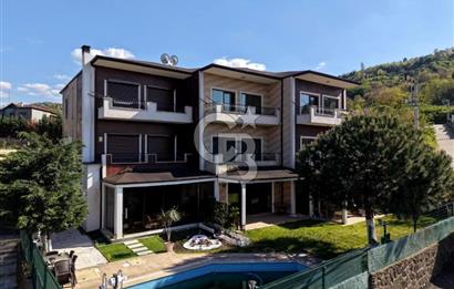 CB ENVOY Gölcük Saraylı'da Deniz Manzaralı 5+1 Tripleks Villa