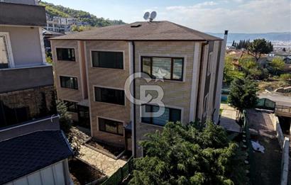 CB ENVOY Gölcük Saraylı'da Deniz Manzaralı 5+1 Tripleks Villa