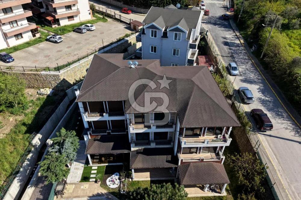 CB ENVOY Gölcük Saraylı'da Deniz Manzaralı 5+1 Tripleks Villa