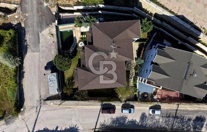 CB ENVOY Gölcük Saraylı'da Deniz Manzaralı 5+1 Tripleks Villa