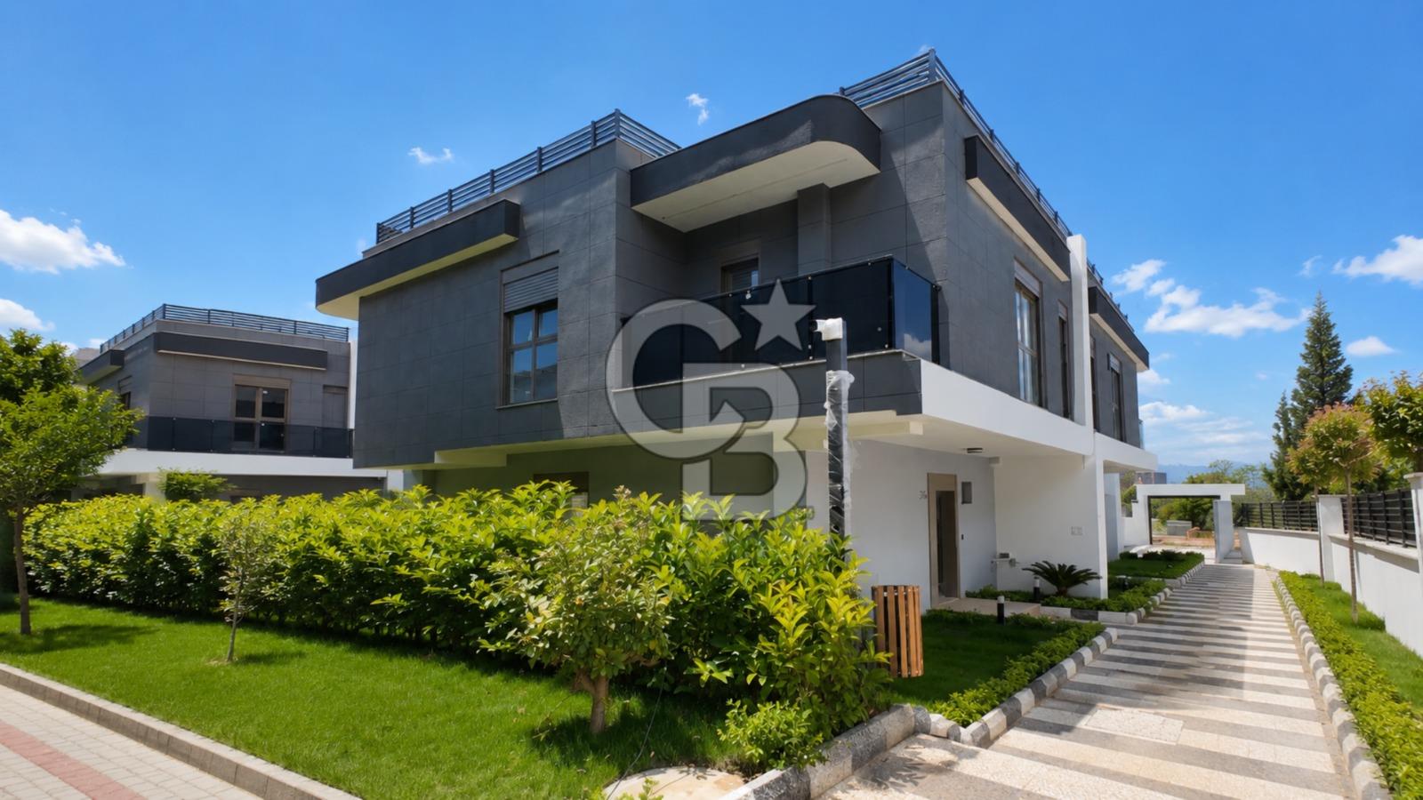 LARA BÖLGESİ ERMENEK MAHALLESİ 3+1 VİLLA
