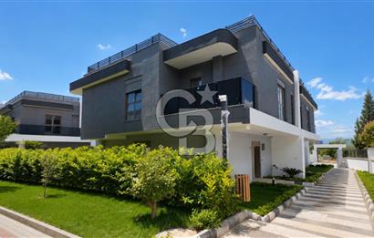LARA BÖLGESİ ERMENEK MAHALLESİ 3+1 VİLLA