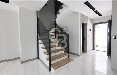 LARA BÖLGESİ ERMENEK MAHALLESİ 3+1 VİLLA