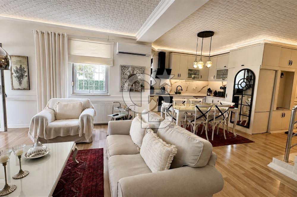 Bahçeli Müstakil Villa | 4+1 Tripleks | Land of Legends'a 1 Km