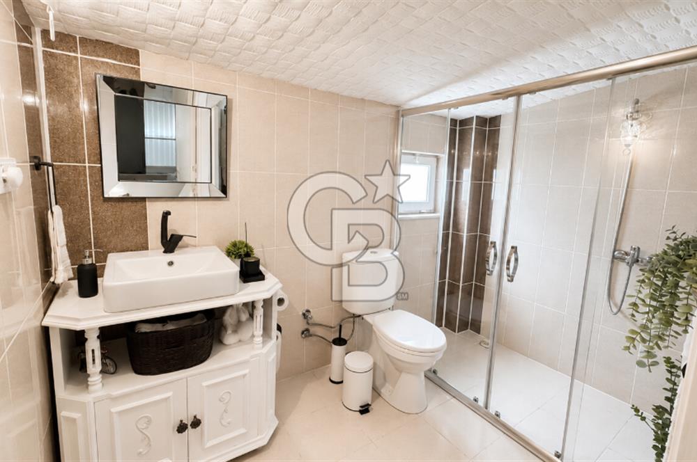 Bahçeli Müstakil Villa | 4+1 Tripleks | Land of Legends'a 1 Km