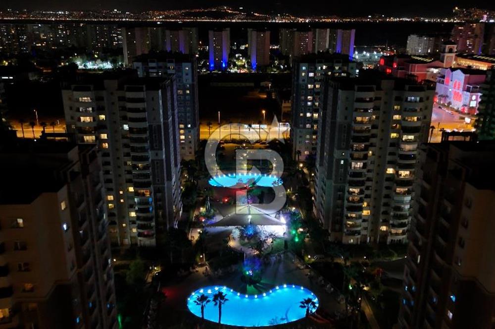 Karşıyaka Soyak Mavişehir'de Satılık 4+1 Güney Cephe Daire