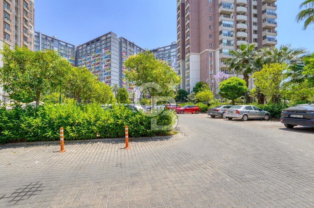 Karşıyaka Soyak Mavişehir'de Satılık 4+1 Güney Cephe Daire
