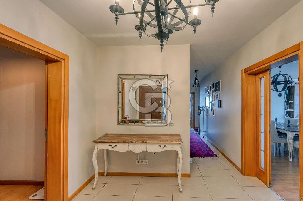 Karşıyaka Soyak Mavişehir'de Satılık 4+1 Güney Cephe Daire