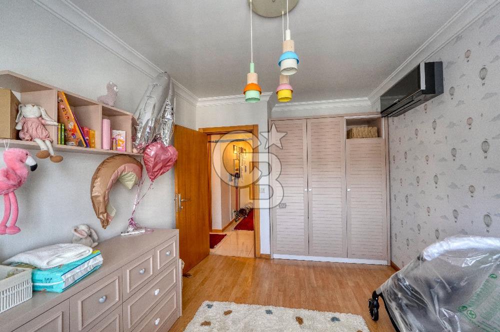 Karşıyaka Soyak Mavişehir'de Satılık 4+1 Güney Cephe Daire