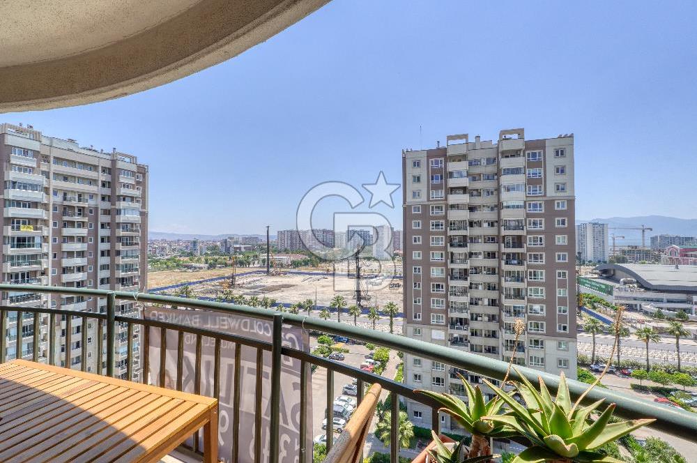 Karşıyaka Soyak Mavişehir'de Satılık 4+1 Güney Cephe Daire