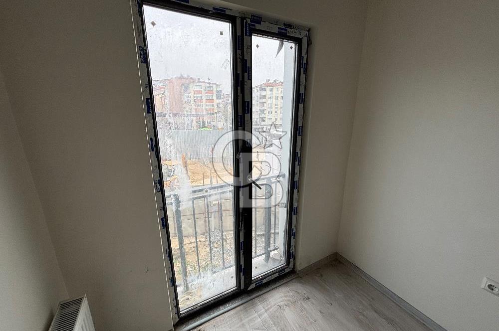 PİYALEPAŞA BULVARINA PARALEL CADDE ÜZERİ SIFIR 2+1 SATILIK DAİRE