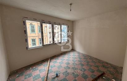 AİRBNB'YE UYGUN! KÖŞE KONUMLU KİRALIK BİNA3 DAİRE 2 DÜKKAN