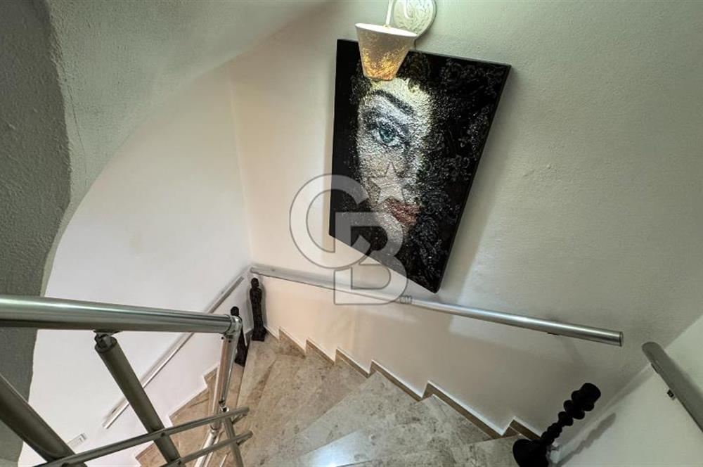 Bahçeli Müstakil Villa | 4+1 Tripleks | Land of Legends'a 1 Km