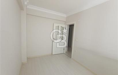 ESENYURT ATATÜRK MAHALLESİ BALKONLU ARAKAT 2+1 SATILIK