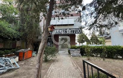 BORNOVA BARBAROS MAH. ÇOLPAN SİTESİ İÇİ WC’Lİ 38m² KİRALIK DÜKKAN