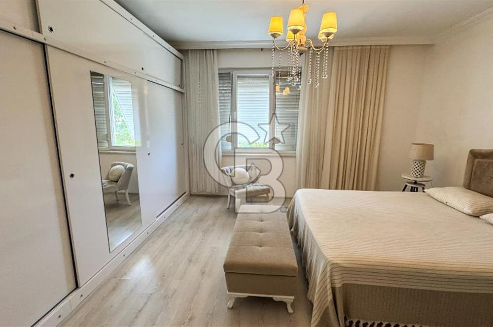 Bahçeli Müstakil Villa | 4+1 Tripleks | Land of Legends'a 1 Km