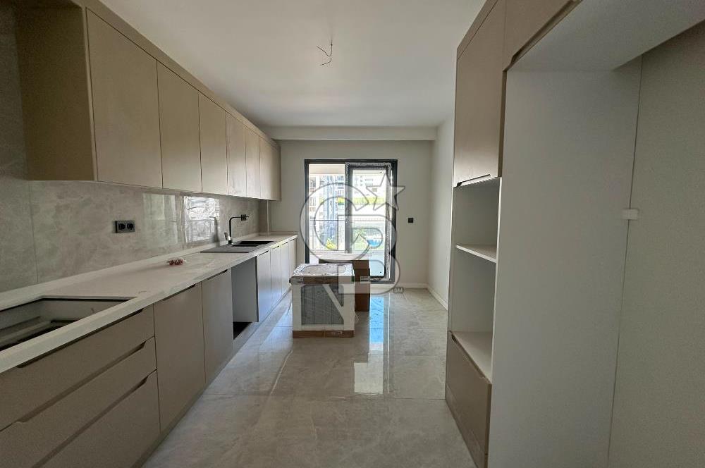 KAYAPA ÇAMLIK AURA SİTESİNDE ŞEHİR MANZARALI 3+1 SATILIK DAİRE