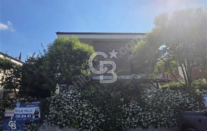 Başiskele Körfez Mah. Nar Konaklarında 3+1 Kiralık Villa