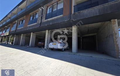 Başiskele Hürriyet Cadde Üzerinde 230 m2 Kiralık Dükkan & Mağaza