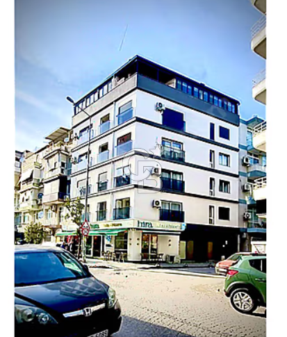 KARŞIYAKA'DA DENİZ MANZARALI ÇİFT BANYO ÇİFT SALONLU DUBLEX 4+2