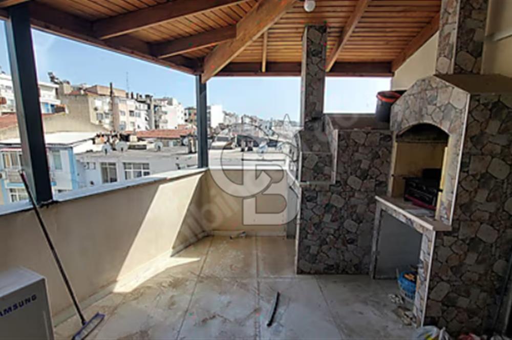 KARŞIYAKA'DA DENİZ MANZARALI ÇİFT BANYO ÇİFT SALONLU DUBLEX 4+2