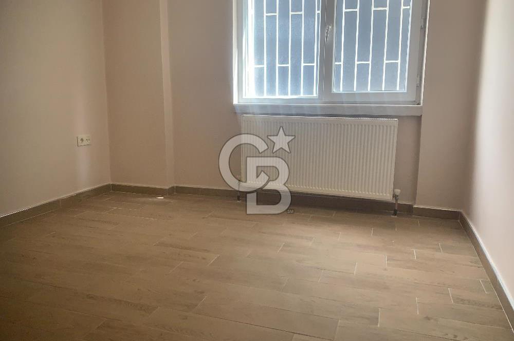 MALTEPE METROSU YANI GMK BILVARINDA TERASLI KİRALIK OFİS