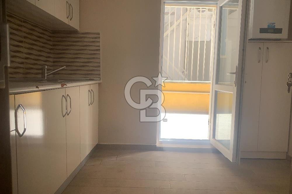 MALTEPE METROSU YANI GMK BILVARINDA TERASLI KİRALIK OFİS