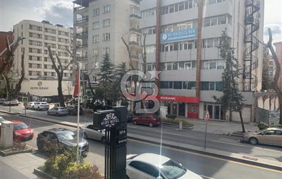 MALTEPE METROSU YANI GMK BILVARINDA TERASLI KİRALIK OFİS
