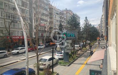 MALTEPE METROSU YANI GMK BILVARINDA TERASLI KİRALIK OFİS