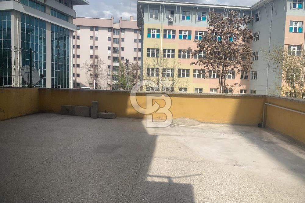 MALTEPE METROSU YANI GMK BILVARINDA TERASLI KİRALIK OFİS
