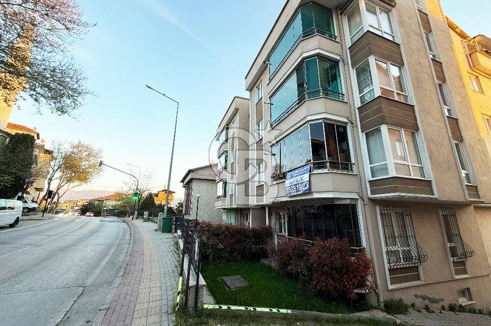 AKPINAR MAHALLESİ’NDE SİTE İÇİNDE SATILIK GENİŞ 3+1 DAİRE
