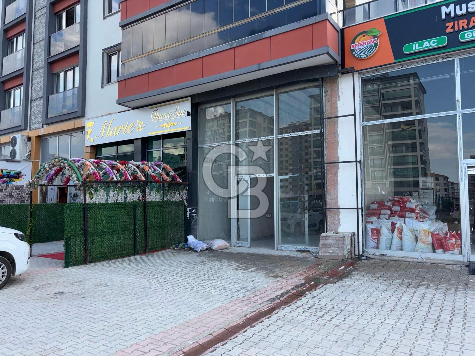 COLDWELL BANKER SAFİR'den YÜZAKI'nda KİRALIK DEPOLU İŞ YERİ