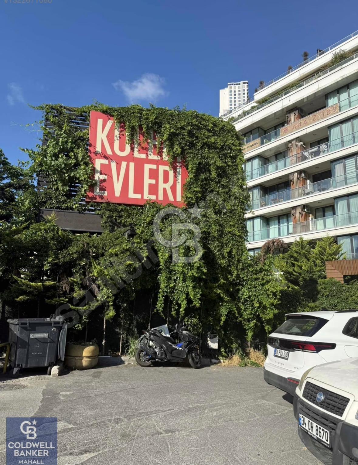 Queen Bomonti komşusu Şişli Kuleli Evlerinde satılık 1+1