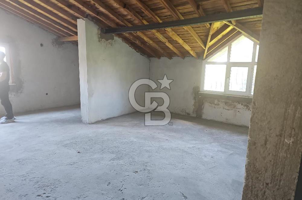 KAVACIK'TA EŞSİZ BOĞAZ VE FSM KÖPRÜSÜ MANZARALI MÜSTAKİL VİLLA