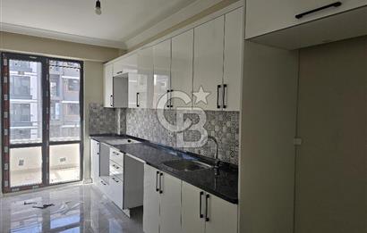 Sultanbeyli mimar Sinan 2+1 ebeveyn banyolu daire