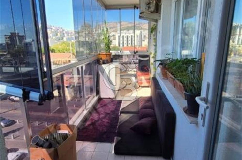 Çiğli Ataşehir’de full tadilatlı  3 + 1 satılık daire
