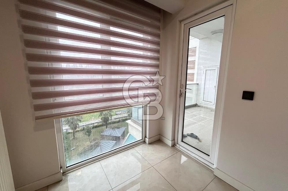 VADİTEPE GÖL EVLERİNDE BÜYÜK TİP MANZARALI SATILIK 2+1 DAİRE