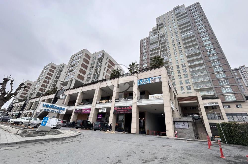 VADİTEPE GÖL EVLERİNDE BÜYÜK TİP MANZARALI SATILIK 2+1 DAİRE