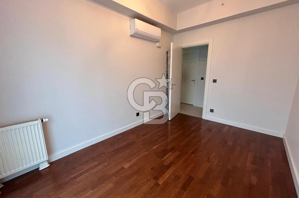 VADİTEPE GÖL EVLERİNDE BÜYÜK TİP MANZARALI SATILIK 2+1 DAİRE