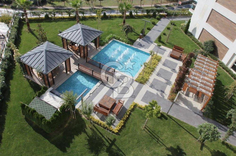 VADİTEPE GÖL EVLERİNDE BÜYÜK TİP MANZARALI SATILIK 2+1 DAİRE
