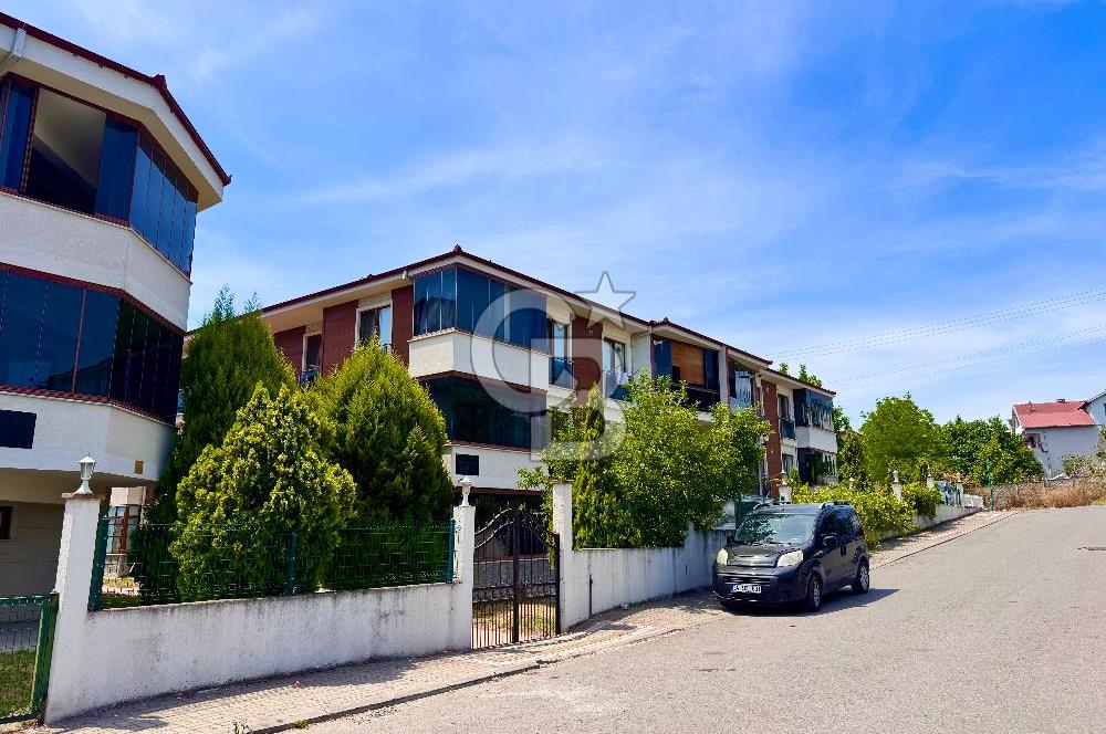 AİLENİZLE HUZURLU YAŞAYACAĞINIZ KİRALIK TEMİZ 3+1 ARA KAT DAİRE