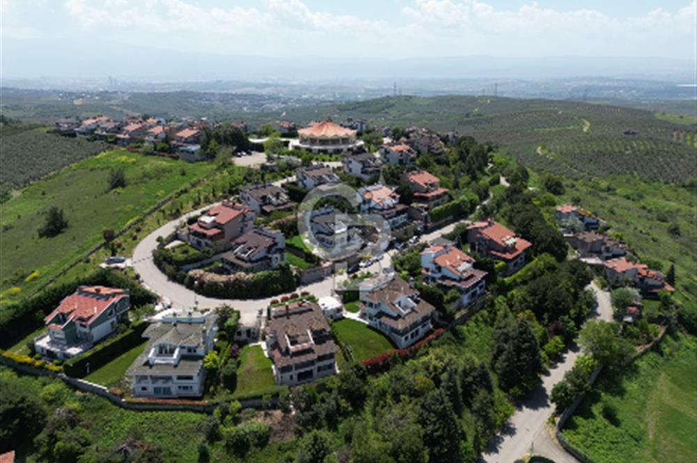 Mudanya Mürsel’de Muhteşem Doğa ve Deniz Manzarlı 6+2 Villa