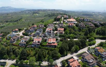 Mudanya Mürsel’de Muhteşem Doğa ve Deniz Manzarlı 6+2 Villa