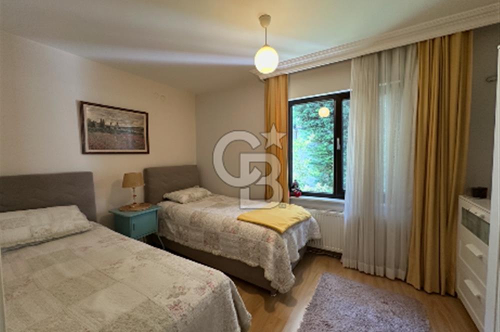 Mudanya Mürsel’de Muhteşem Doğa ve Deniz Manzarlı 6+2 Villa