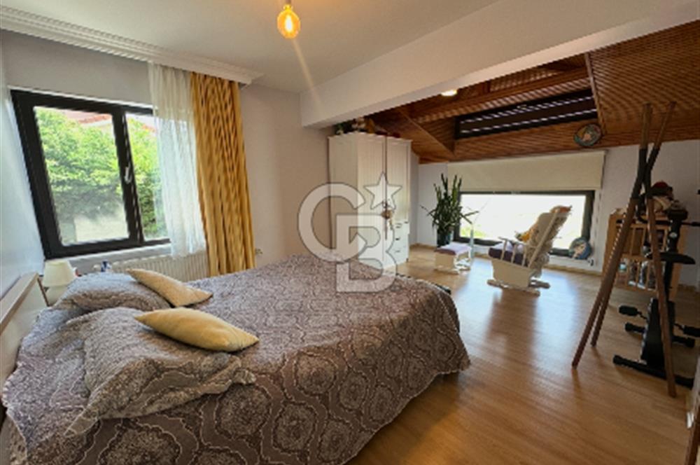 Mudanya Mürsel’de Muhteşem Doğa ve Deniz Manzarlı 6+2 Villa