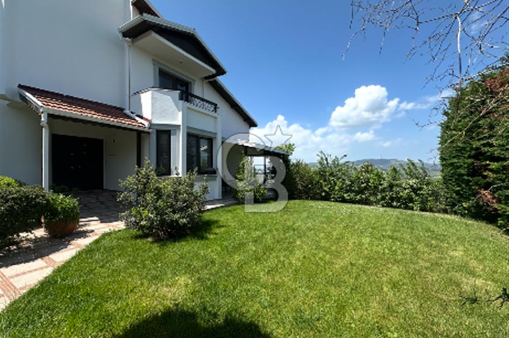 Mudanya Mürsel’de Muhteşem Doğa ve Deniz Manzarlı 6+2 Villa