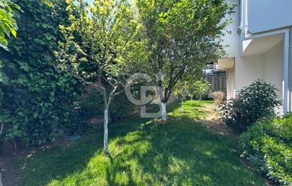 Mudanya Mürsel’de Muhteşem Doğa ve Deniz Manzarlı 6+2 Villa